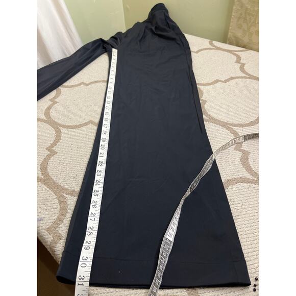 Nike Bliss Dri-FIT Trousers pleated side pockets wide leg black pant,size small - Picture 5 of 16